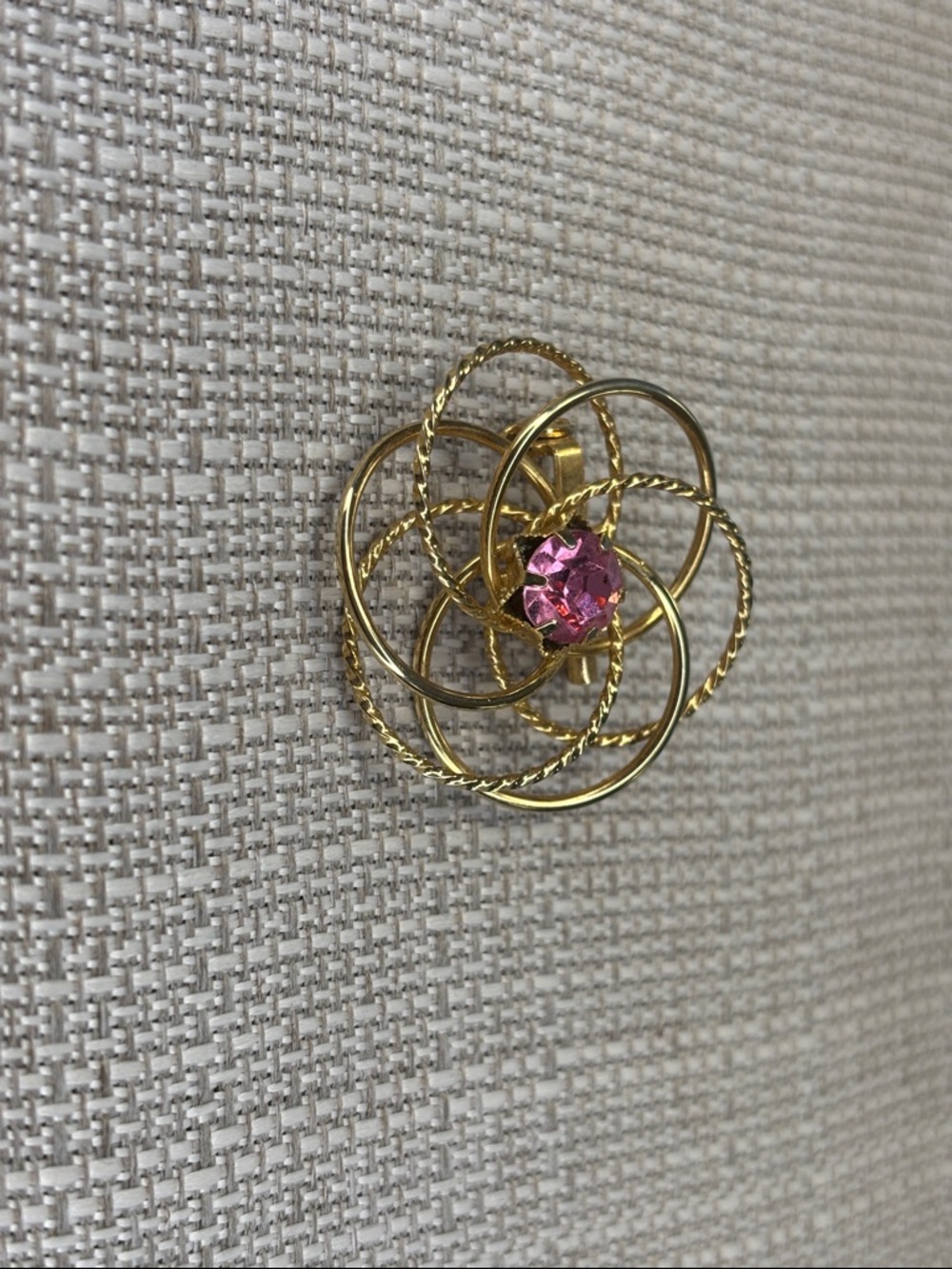 Vintage Gold-Tone Flower Brooch with Pink Crystal Center - Women Jewelry